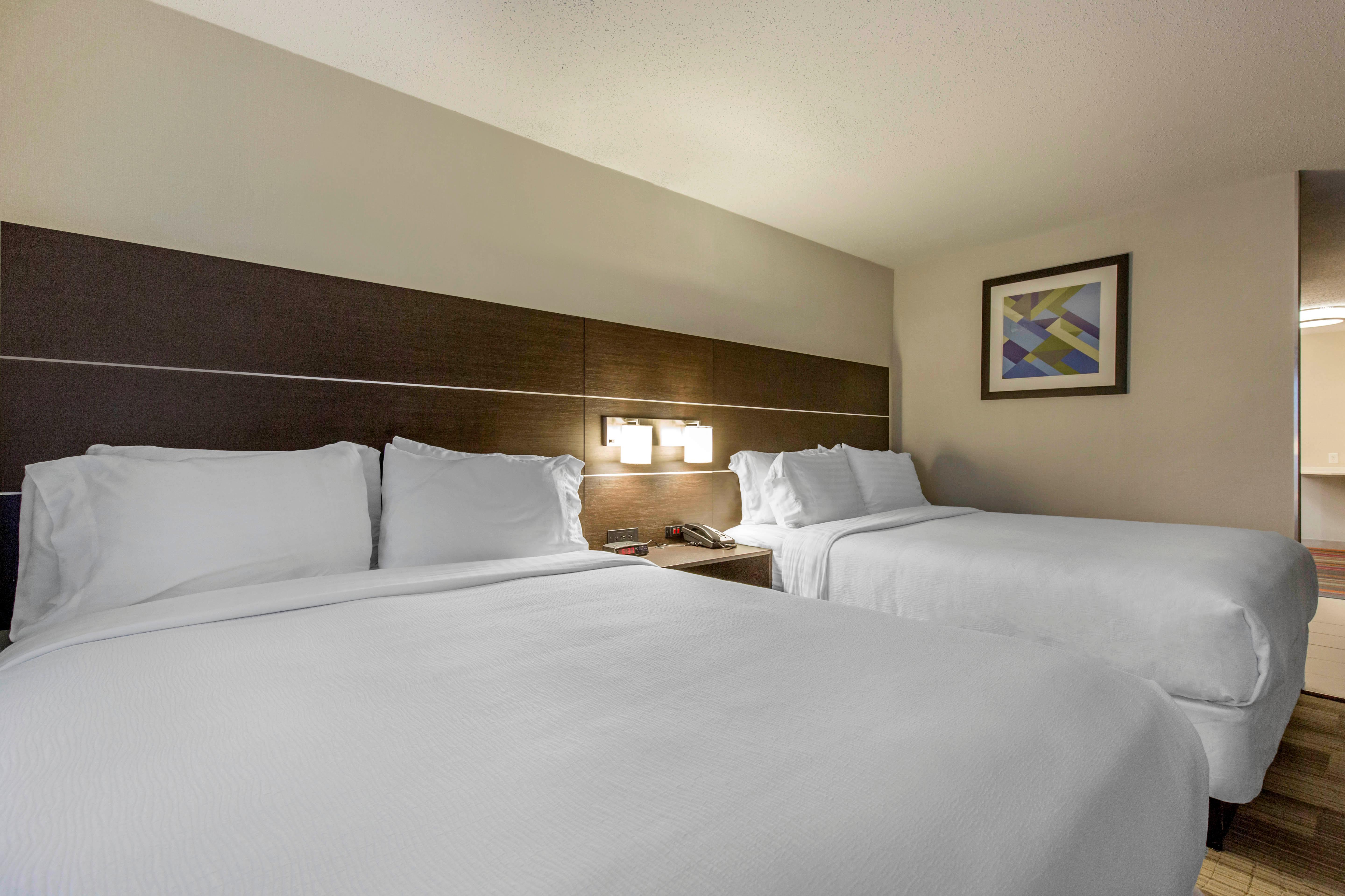 Holiday Inn Express And Suites Chicago West - St Charles By Ihg Saint Charles Exterior photo