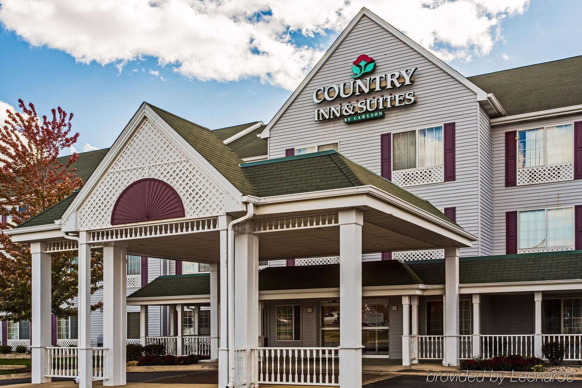 Holiday Inn Express And Suites Chicago West - St Charles By Ihg Saint Charles Exterior photo